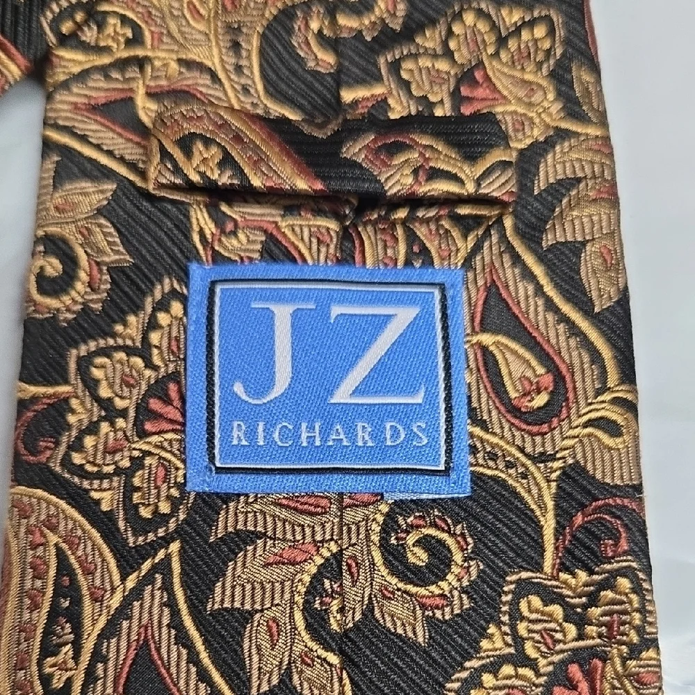JZ Richards Boulder Luxurious Black and Gold Paisley Tie